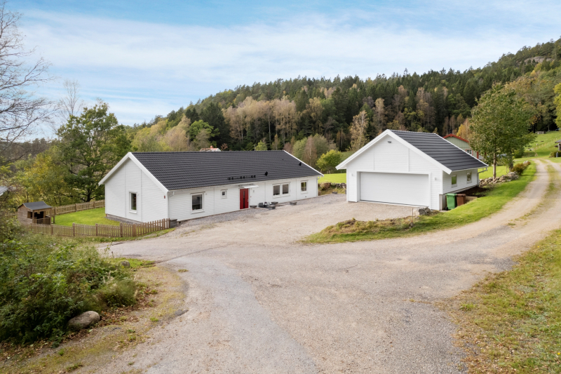 Enplansvilla byggår 2017 med garage och några få minuter till Ljungskile centrum